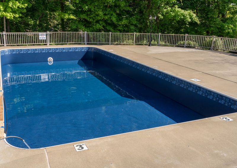 Liner Replacement: When It’s Time To Repair An Above Ground Pool
