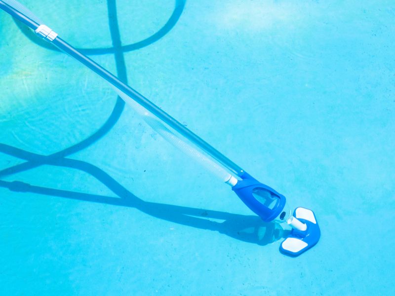 Swimming Pool Vacuuming